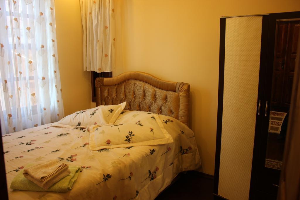 Papazin Konagi Hotel Ayvalik Bilik gambar